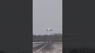 ✈️💀Air Europa 73785p crosswind landing🔥 aviation viralvideo shortsfeed crosswind [upl. by Dubenko]