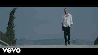 Panos Mouzourakis  Αυτή Είναι Η Ζωή Official Music Video [upl. by Esimaj564]