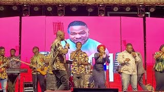 ELIJAH AKINTUNDE SURPRISES YINKA AYEFELE WITH NEW SONGS AT HIS BIRTHDAY CONCERT [upl. by Sallee150]