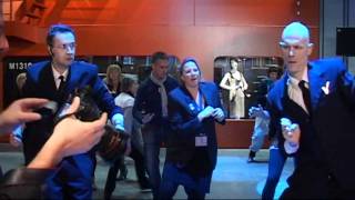 Dansdokters doen flashmob in Maritiem Museum [upl. by Sida166]