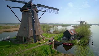 Los molinos de Kinderdijk  NATIONAL GEOGRAPHIC ESPAÑA [upl. by Elorak887]