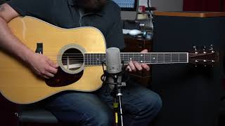 Martin D28 vs D35  Classic Rosewood Dreadnoughts [upl. by Alket]