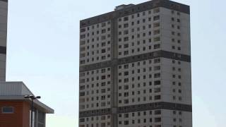 Demolition of Sandiefield Road Towers Gorbals Glasgow [upl. by Eeramit]