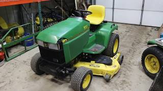 A John Deere 425 Tutorial and Comparison Series 1 [upl. by Moffat949]