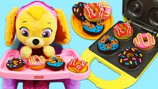 Feeding Paw Patrol Baby Skye DIY Play Doh Donut Desserts [upl. by Kyne]