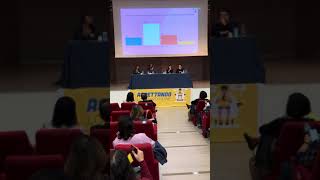 quotAspettando lo smartphonequot  Incontro per educare al digitale [upl. by Ferneau]