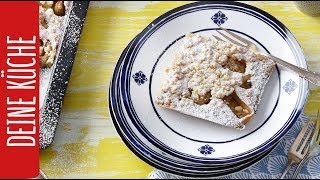 Rhabarberkuchen vom Blech  Streuselkuchen mit Rhabarber  REWE Deine Küche [upl. by Chuch]