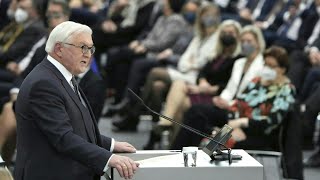 Steinmeier an Putin quotLösen Sie die Schlinge um den Hals der Ukrainequot  AFP [upl. by Deane723]