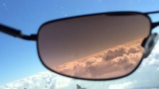 Polarized vs Non Polarized Sunglasses for Pilots [upl. by Khalsa]