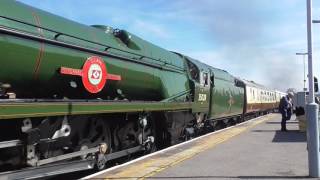 SR Merchant Navy Class 35028 Clan Line with 1Z67 quotThe Bournemouth Bellequot at Clapham Junction [upl. by Alien]