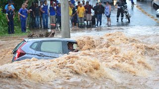 Record flood has flooded more than 5000 homes in Guayaquil Ecuador The residents are in a panic [upl. by Wilburt]