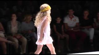 Oh Soleil en FIMI Fashion Week [upl. by Hodgkinson]