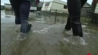 Inondations dans la Manche [upl. by Gerek648]