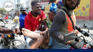 Haiti paralyzed by violence [upl. by Yllehs]