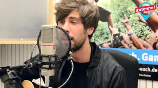 Max Giesinger  80 Millionen  unplugged bei antenne 1 [upl. by Asilahs]