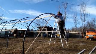 autocostruzione serra DIY greenhouse homemade costo basso puntata 2 [upl. by Alyl619]