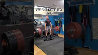 525 pound deficit deadlift for 3 reps lifting gym deadlift [upl. by Benito]