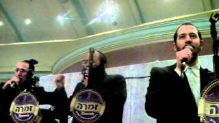 Shloime Gertner sings Yallili and Im Ein Ani Li  a wed [upl. by Jerrold]