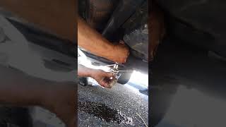 How to put transmission fluid in a Isuzu Trooper [upl. by Melville928]