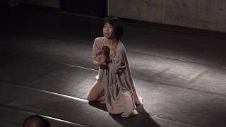 南 阿豆 ソロ舞踏「花の指」 Azu Minami solo butoh performance quotFinger of Flowerquot [upl. by Kciv]