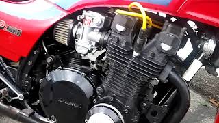 83 GPZ 1100 new carbs Uni Track [upl. by Rezeile477]