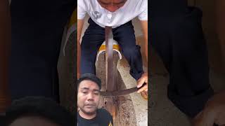 Pembuatan pedang dengan cara Tradisional handmade satisfying makingknife woodworking tools [upl. by Ashbey821]