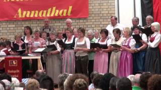 Mauth Bayer WaldMusikverein Annathal spielt und singt Waidlermarsch [upl. by Ayikahs]