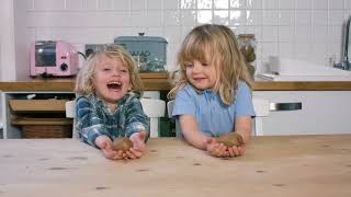 British Children Try Kiwi Fruits for the First Time [upl. by Erkan]