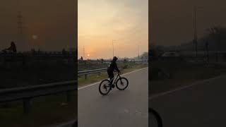 180° pag spin 🔥bike stunt cycle 😎 [upl. by Berard]