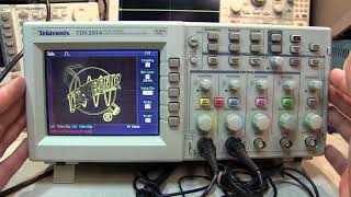 288 Comparing XY Mode on Analog and Digital Oscilloscopes [upl. by Accever185]