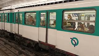 Métro Ligne 10  MF67 à SèvresBabylone [upl. by Orazio831]