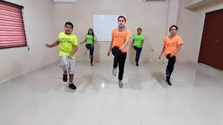 Así baila el cristiano  Baile católico [upl. by Llennahc]