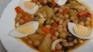 Garbanzo con espinacas y huevos duros Yaya Lucha [upl. by Neona]