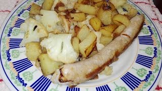 Piatto unico  Salsiccia con patate e cavolfiore [upl. by Mathia]