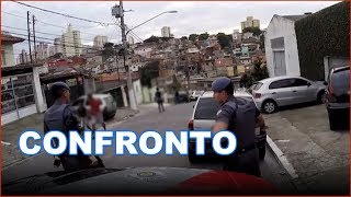 Policiais da Força Tática são recebidos a tiros em comunidade [upl. by Nohsad302]