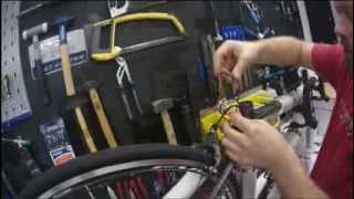 How To Fit The New Ultegra 11 Speed Di2 Battery Into A Seatpost [upl. by Caprice]