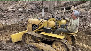 1948 Oliver Cletrac HG 42 Crawler Moving Dirt [upl. by Theda]