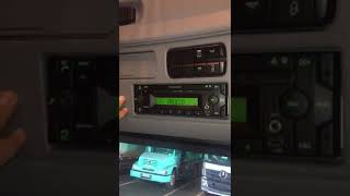 Como conectar o Bluetooth do celular no Mercedes 2651 [upl. by Kwok]