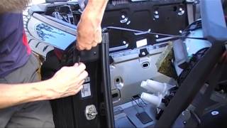 Renault Megane CC 2004 Right Side Rear Window Mechanism Change [upl. by Mafala]