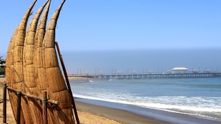 PERÚ  Huanchaco  Trujillo  29012017 [upl. by Oringa]