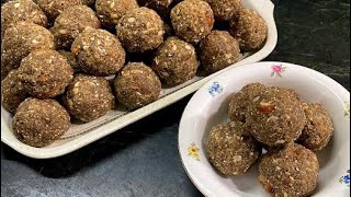 Alsi Pinni Recipe  Alsi K Laddu  Flax Seeds Laddu l السی کی پنیاں  Alsi ki Pinni Punjabi Style [upl. by Nekial]