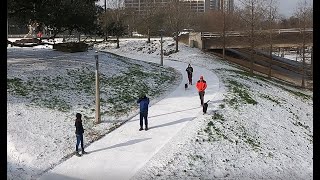 Houston Texas Snow Play Day A 30 Years Experience [upl. by Armahs722]