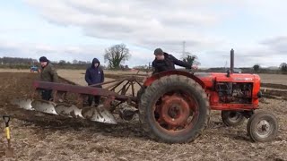 Nuffield 460 amp IH B142 Ploughing [upl. by Ever]