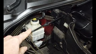 Project Range Rover Sport  Replacing the brake master cylinder [upl. by Notrub]