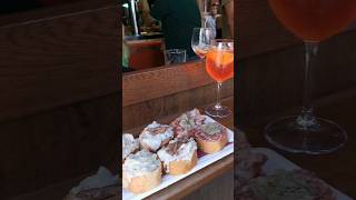 Cicchetti in Venedig Italy travel venice italy cicchetti food [upl. by Deloria]