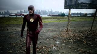 The Flash S2E18  Barry uses the tachyon deviceBarry returns from Supergirls Earth [upl. by Eilhsa14]