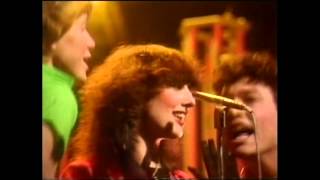 Liquid Gold  Dance yourself dizzy 1980 Top of The Pops [upl. by Damas974]