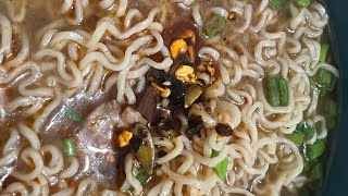 Dressed up ramen for lunch ramen ramenhacks lunchideas makinglunchformykid easyrecipes [upl. by Ainessej415]