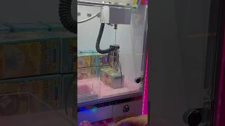 Winning in one try on a mini claw machine [upl. by Yennaiv948]