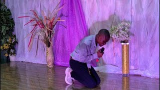 YOUTHS AND TEENS ON FIRE FOR GOD AS BENSON KEN RAISES DEEP SOUNDS OF REVIVAL [upl. by Nalyac72]